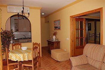 Mediterraneo Apts Appartement