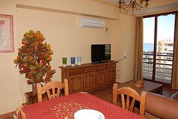 Mediterraneo Apts Appartement