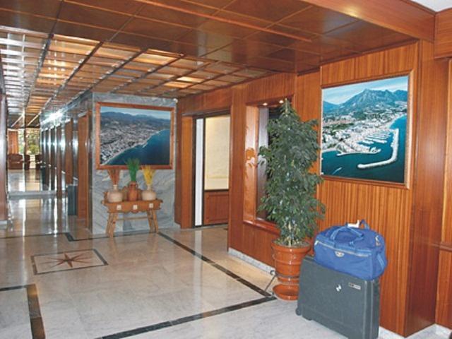 Mediterraneo Apts Appartement *